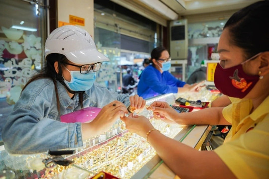 Giá vàng chiều nay 1/9/2026: Bảng giá vàng miếng, vàng nhẫn 9999 và vàng quốc tế