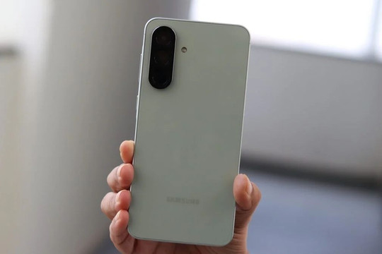 Samsung phát hành bản vá bảo mật tháng 8/2026 sửa 56 lỗi cho Galaxy A56, Galaxy A55, A54