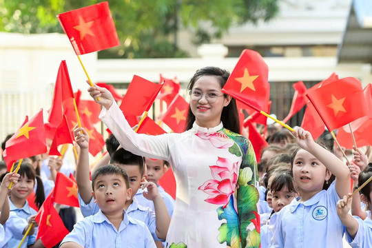 Bộ GD-ĐT điều chỉnh chương trình khai giảng toàn quốc năm học 2026-2027