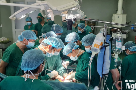 UBND tỉnh Nghệ An yêu cầu nghiêm túc kiểm soát chi phí khám, chữa bệnh Bảo hiểm y tế