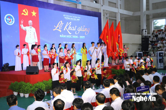 Trường Đại học Vinh khai giảng năm học mới, chào đón hơn 5.000 tân sinh viên khóa 67