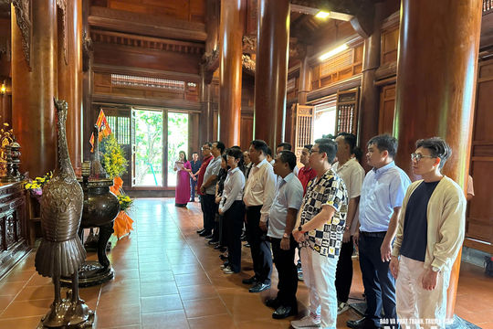 Nghệ An đón đoàn khảo sát du lịch TP. Hồ Chí Minh, kết nối tour về nguồn