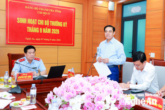 Chủ tịch UBND tỉnh Võ Trọng Hải dự, chỉ đạo sinh hoạt chi bộ thường kỳ tháng 9 tại Chi bộ IV, Đảng ủy Thanh tra tỉnh