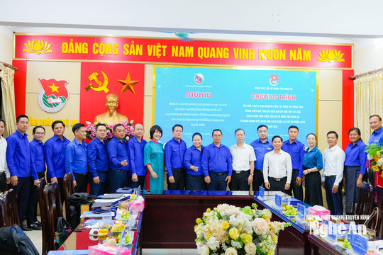 Tăng cường hợp tác giữa tuổi trẻ Nghệ An và tuổi trẻ Thủ đô Viêng Chăn, Lào