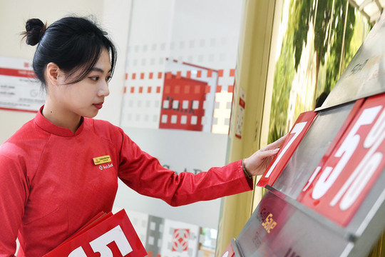 Lãi suất ngân hàng ngày 10/9/2026: PVcomBank niêm yết mức 10% mỗi năm với gói tiền gửi nghìn tỷ