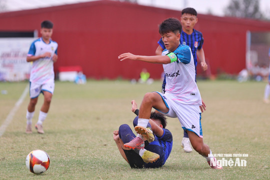 U16 Sông Lam Nghệ An đánh rơi chiến thắng trước U16 Hải Phòng