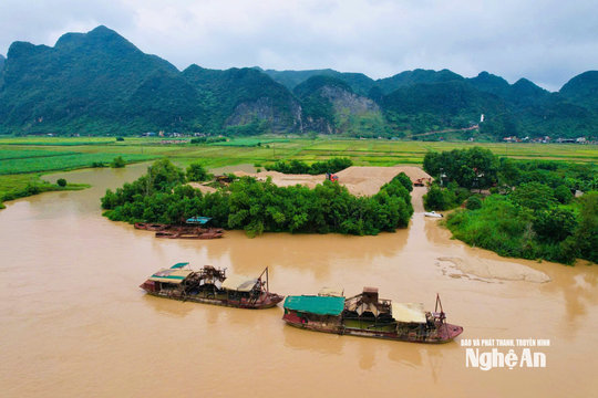 Chủ tịch UBND tỉnh Võ Trọng Hải làm Tổ trưởng Tổ công tác kiểm tra việc thực hiện Kết luận 165-KL/TU về tăng cường quản lý hoạt động khai thác khoáng sản