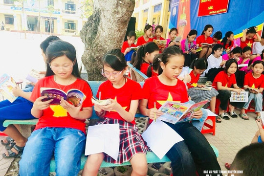 Từ trang sách đến không gian số: Cách học sinh Nghệ An lan tỏa văn hóa đọc