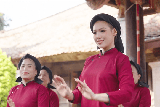 Miss Cosmo Vietnam 2026 Đỗ Cẩm Ly đưa nghệ thuật hát xoan Phú Thọ ra đấu trường quốc tế