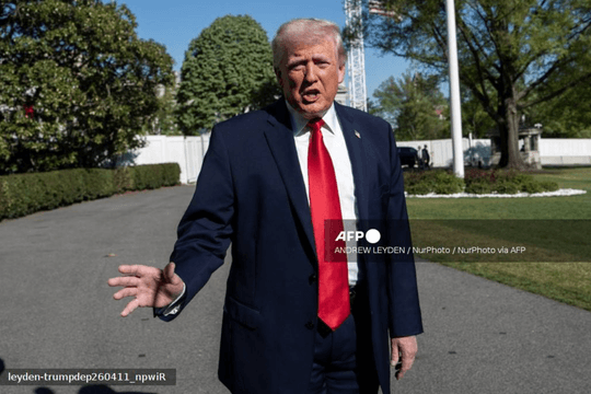 Tổng thống Trump chỉ trích gay gắt những người phản đối phát triển AI