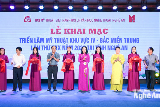 Khai mạc Triển lãm Mỹ thuật Khu vực Bắc Trung Bộ lần thứ 30 tại Nghệ An