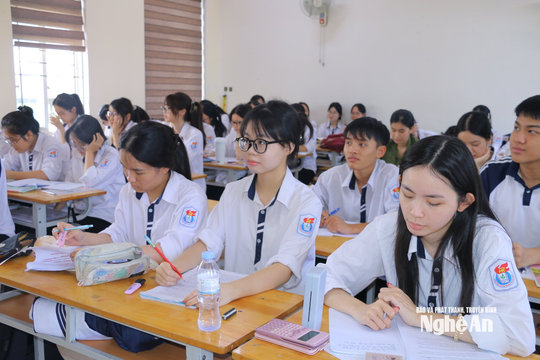 Ngành giáo dục Nghệ An quy định về đối tượng và thời gian được chuyển trường