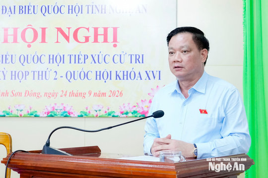 Bí thư Tỉnh ủy, Trưởng Đoàn ĐBQH tỉnh Nguyễn Khắc Thận tiếp xúc cử tri xã Anh Sơn Đông