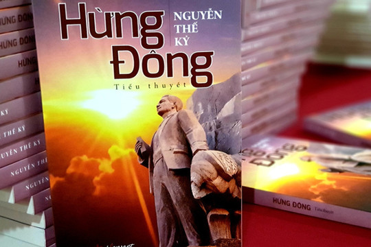 Đọc truyện đêm khuya: Hừng Đông