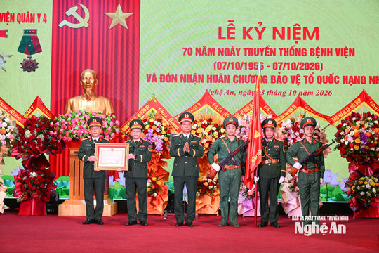 Bệnh viện Quân y 4 kỷ niệm 70 năm Ngày truyền thống và đón nhận Huân chương Bảo vệ Tổ quốc hạng Nhất