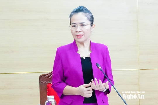 Đồng chí Võ Thị Minh Sinh yêu cầu tiếp tục đổi mới, nâng cao công tác tuyên truyền, vận động, tạo đồng thuận xã hội
