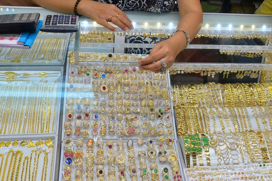 Giá vàng chiều 7/10/2026: Bảng giá vàng 9999 SJC, vàng nhẫn BTMH, BTMC, DOJI