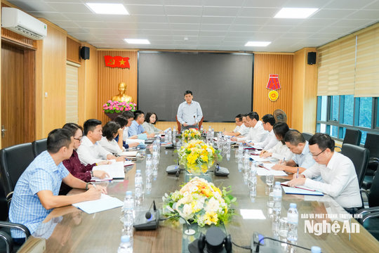 Phó Bí thư Tỉnh ủy Nguyễn Thanh Bình làm việc với Ban Tuyên giáo Tỉnh ủy