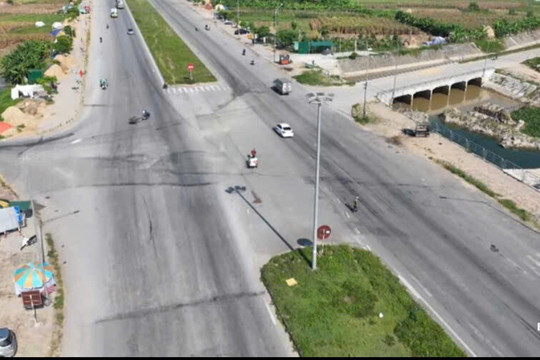 Triển khai các giải pháp bảo đảm an toàn giao thông trên Quốc lộ 7C