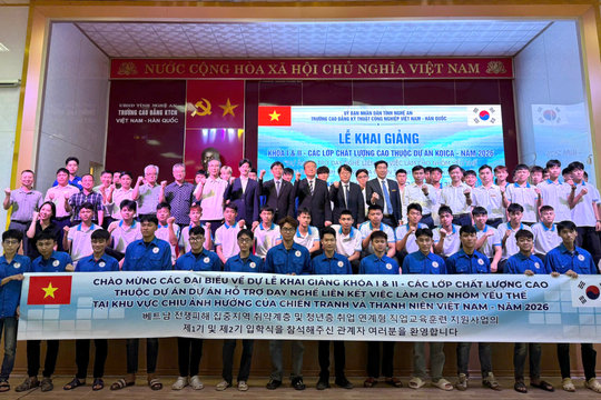 Trường Cao đẳng Kỹ thuật Công nghiệp Việt Nam - Hàn Quốc khai giảng các lớp đào tạo chất lượng cao