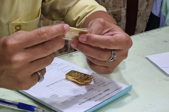 Bảng giá vàng hôm nay chiều 22/10/2026: Giá vàng 9999, nhẫn SJC, DOJI, BTMC