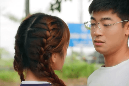 Đội bóng nữ làng Xuân tập 14: Con gái ông Tài gia nhập đội bóng nữ vì rung động trước Bá