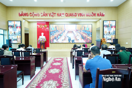 Phát động Cuộc thi trực tuyến “Tìm hiểu về chuyển đổi số quốc gia”