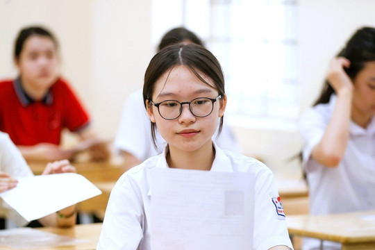 Bộ GD-ĐT đề xuất giảm điểm ưu tiên, khống chế điểm khuyến khích vào lớp 10
