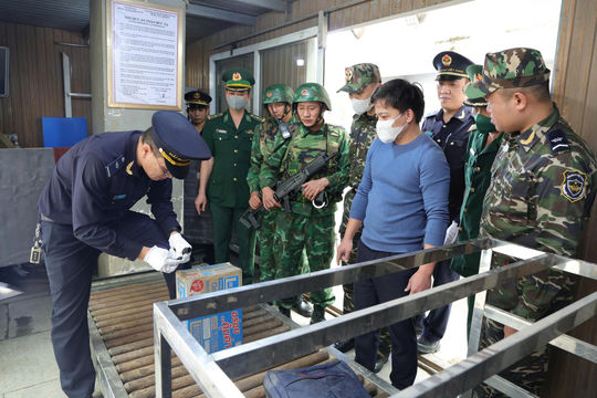 Hải quan khu vực XI xây dựng 'lá chắn' nghiệp vụ phòng, chống ma túy