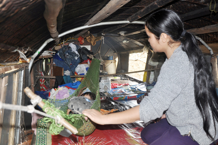 Nổi nênh một xóm vạn đò