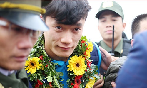 CLB Thanh Hóa bức xúc với bảng báo giá thủ môn Tiến Dũng