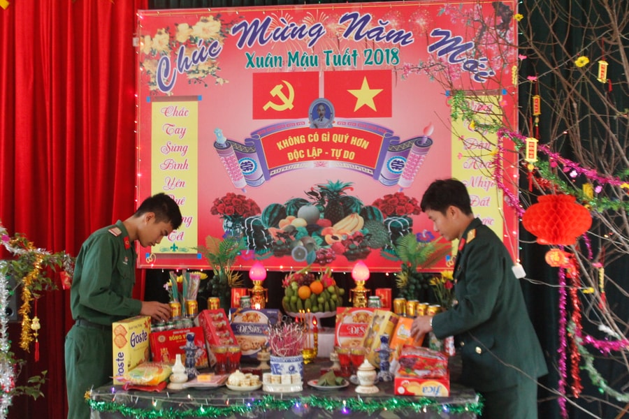 Xem bộ đội Sư 324 đón Tết