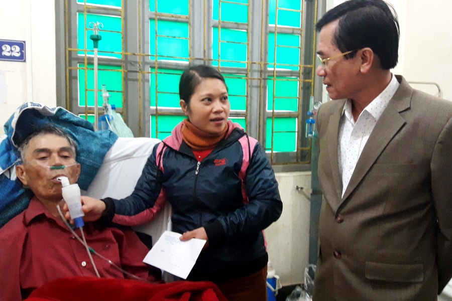 Các địa phương thăm hỏi, tặng quà Tết cho bệnh nhân 