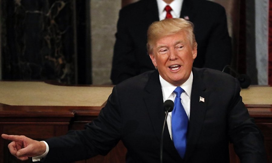 Sau xả súng Florida, Tổng thống Mỹ Donald Trump ủng hộ trang bị súng cho giáo viên