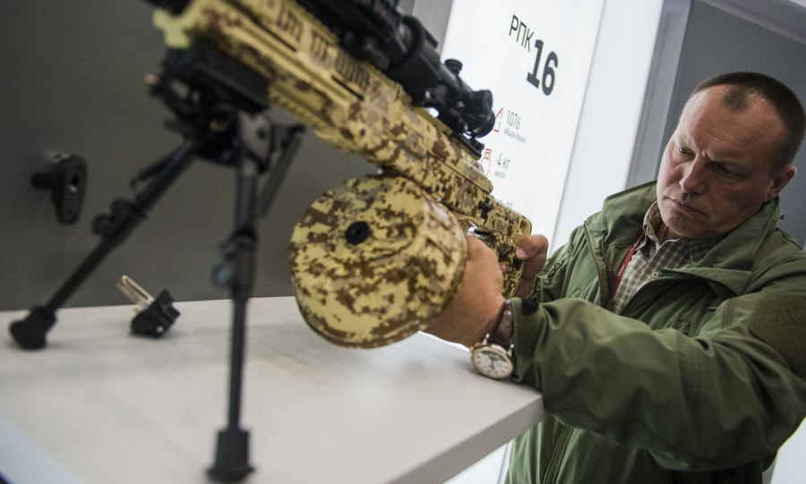 Quân đội Nga được trang bị súng tự động RPK-16 mới 