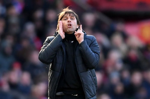 Chelsea thua ngược M.U, HLV Conte bất phục