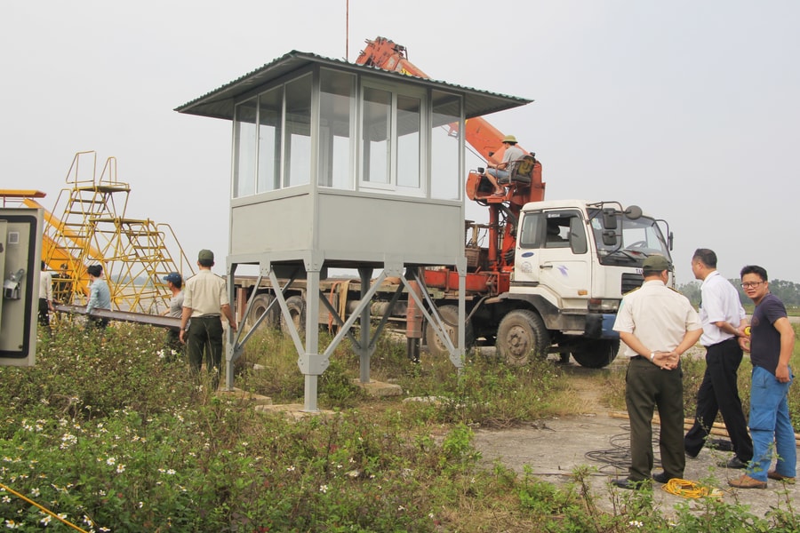 Sân bay Vinh lắp thêm bốt an ninh sau vụ nam thanh niên đột nhập