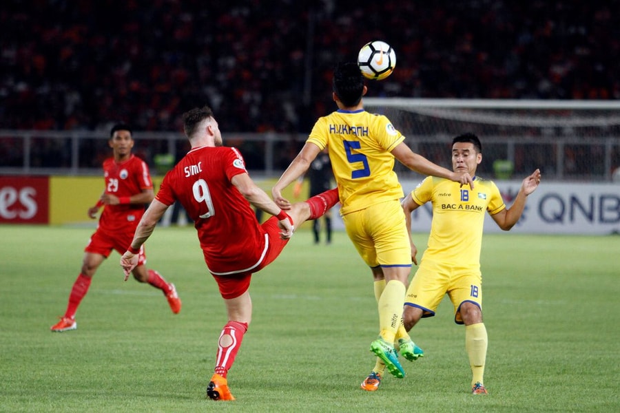 HLV Đức Thắng: “SLNA không xem thường đối thủ“