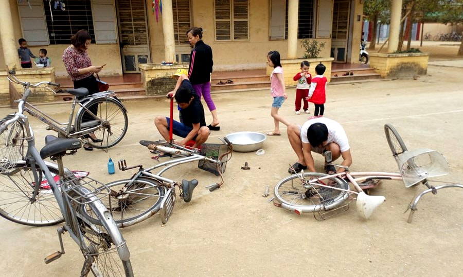 Chuyện những thầy giáo lên Facebook xin xe đạp cũ tặng học sinh nghèo 