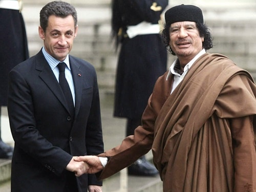 Mối quan hệ “cơm chẳng lành” giữa cựu tổng thống Pháp và cố lãnh đạo Libya