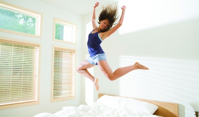 15 cách giúp bạn tỉnh táo mà không cần cà phê