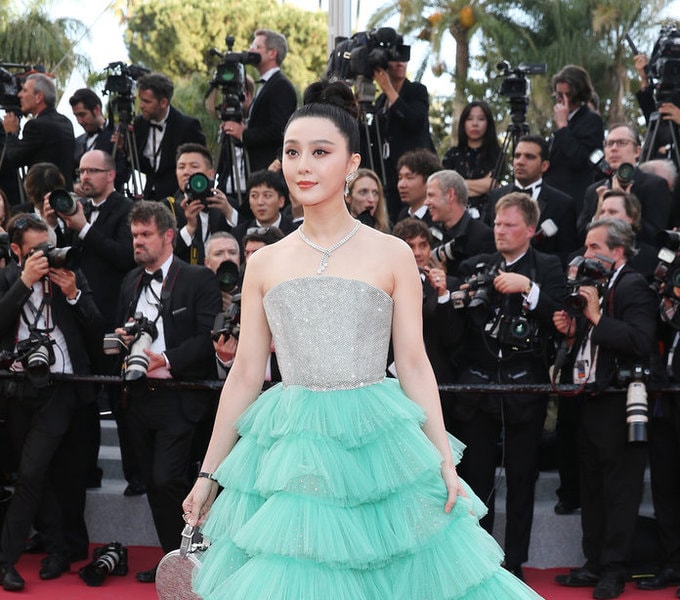 7 bộ cánh lộng lẫy nhất thảm đỏ khai mạc Cannes 2018