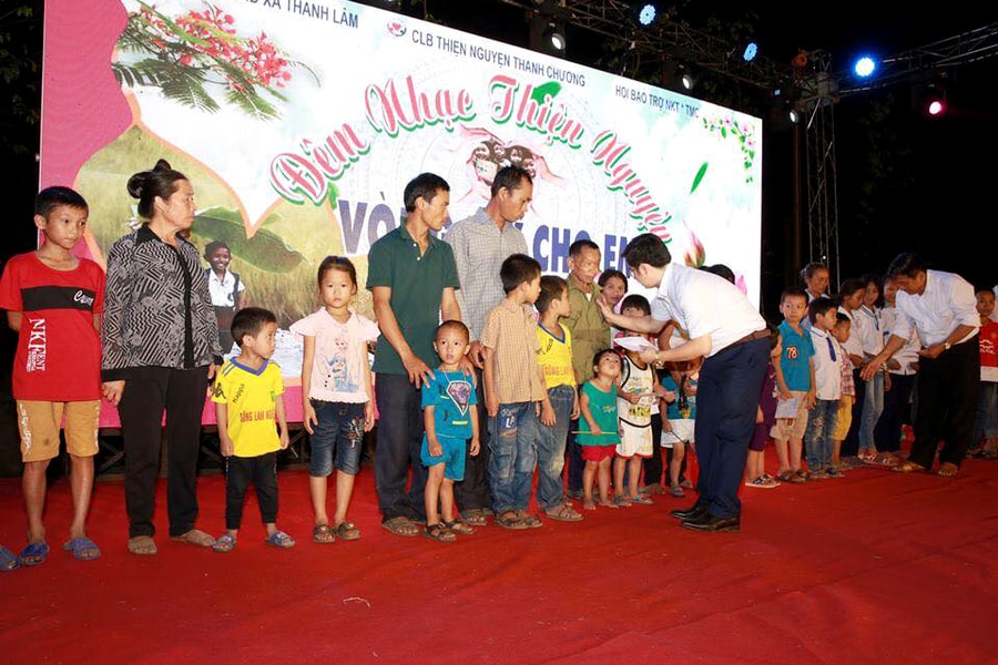 Đêm nhạc thiện nguyện quyên góp hơn 100 triệu đồng giúp đỡ trẻ em nghèo