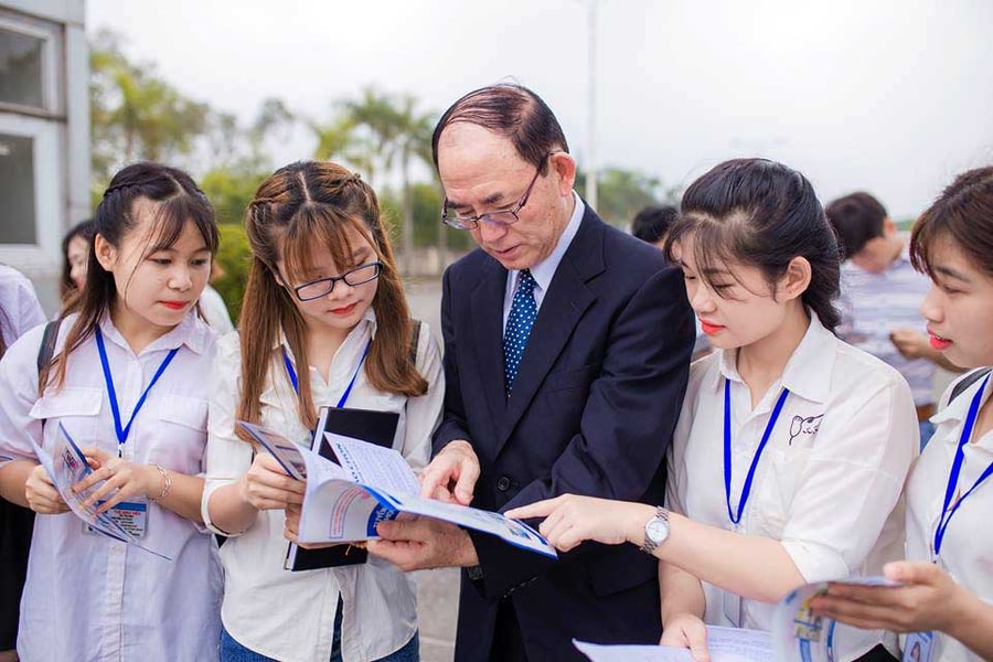 Đại học Công nghệ Vạn Xuân áp dụng hai hình thức tuyển sinh