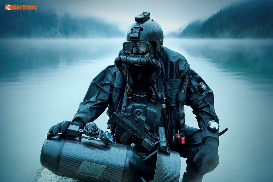 Ngạc nhiên cách biệt kích hải quân các nước ẩn thân dưới đáy biển