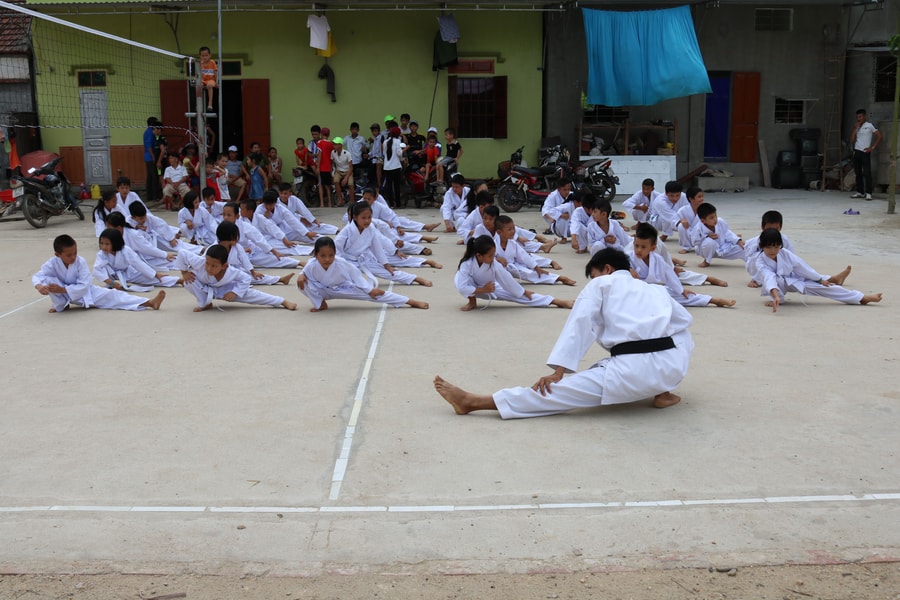 Nhiều hoạt động hè bổ ích cho trẻ vùng cao