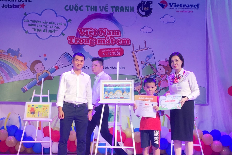 Hàng trăm ‘họa sĩ nhí’ đua tài, giành quà tặng đặc biệt của Vietravel