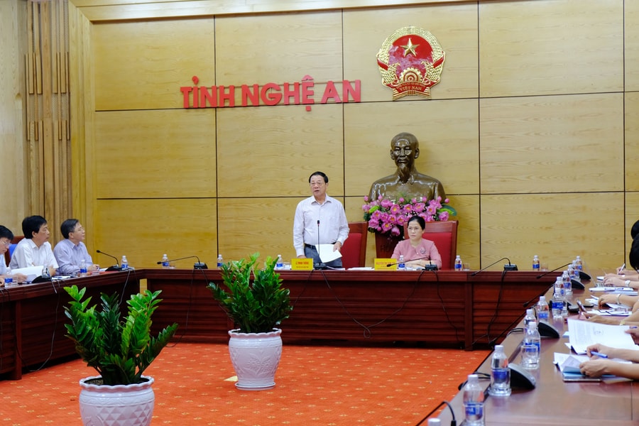 Chấm dứt các hiện tượng tiêu cực, xây dựng môi trường giáo dục lành mạnh