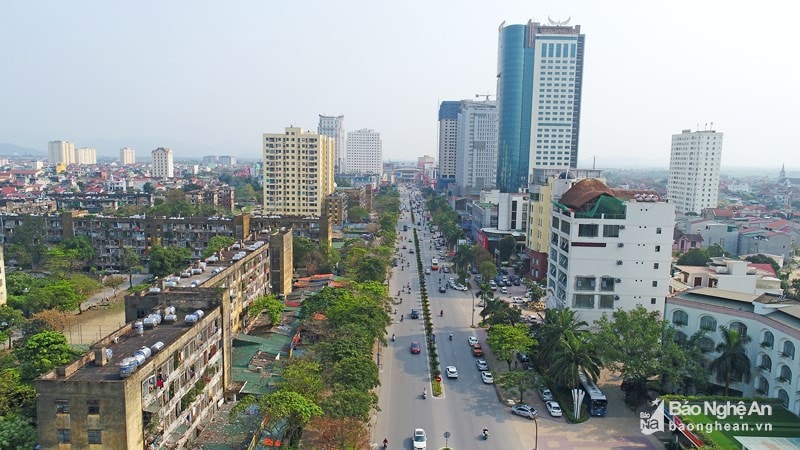 Thời tiết 22/9: Đề phòng lốc, sét và gió giật mạnh trong cơn dông ở Trung bộ