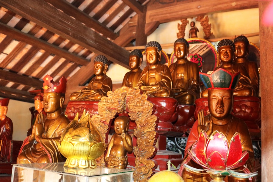 Chiêm ngưỡng hệ thống hiện vật quý tại chùa cổ trăm tuổi ở Nghệ An